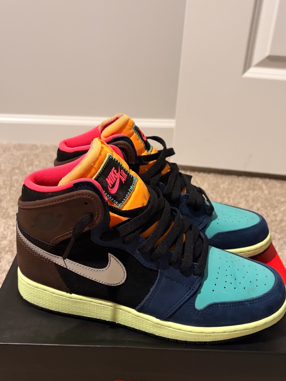 Nike Kids Teal, Navy & Neon Yellow High-Top Sneakers